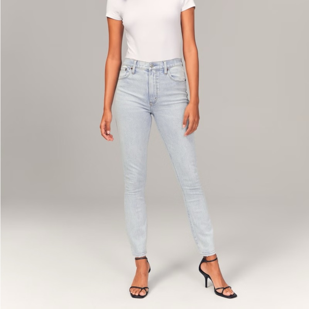 Abercrombie & Fitch Skinny High Rise - 30